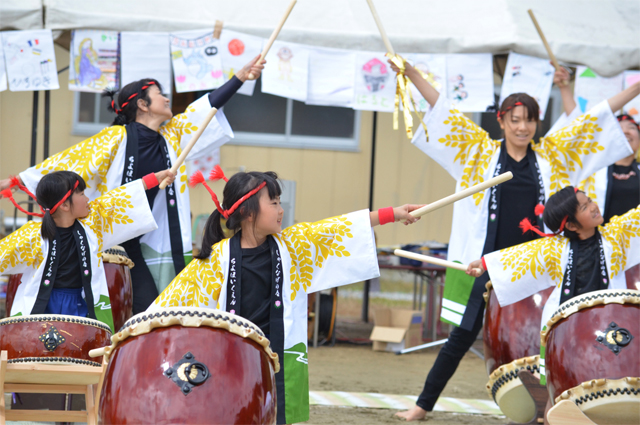 イベントの様子と法被2